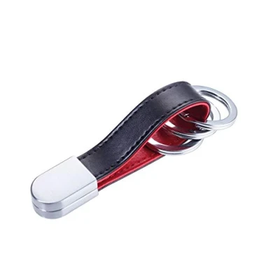 Abbildung von Troika Schlüsselanhänger mit abgerundetem Twist Verschluss, Lederschlaufe, 3 Schlüsselringe, Kunstleder, Leder, Metall, rot/schwarz