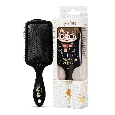 Abbildung von Harry Potter Haarbürste, Chibi Style Hair Brush, No Pull Entwirrbürste mit luftgepolstertem Paddel &amp; sanften Borsten, Geschenke für Frauen, Schwarz