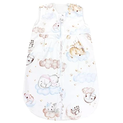 Abbildung von TupTam Baby Sommer Schlafsack 0.5 TOG aus OEKO TEX zertifizierten Materialien, Farbe: Tiere auf Wolken, Größe: 62 74