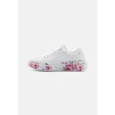 Abbildung von Skechers Cordova Classic Sneaker low, Damen, Größe: 36.5, White Schuhe