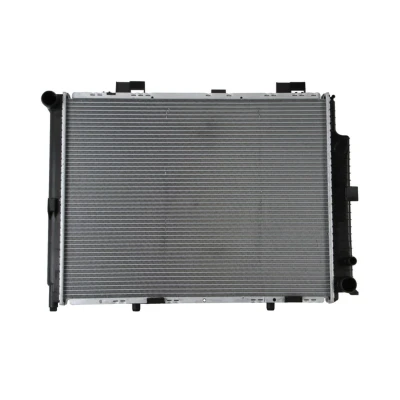 Abbildung von NISSENS 62689A Kühler, Motorkühlung Aluminium 641 489 40 Kühlrippen gelötet MERCEDES BENZ: E Class Saloon