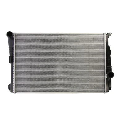 Abbildung von NISSENS 60808 Kühler, Motorkühlung Aluminium 600 390 32 Kühlrippen gelötet BMW: X3