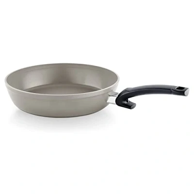 Abbildung von Fissler Ceratal Comfort / Aluminium Pfanne frei von PFAS/PTFE, Keramik beschichtet (Ø 20 cm) Ceramic Bratpfanne antihaftend Induktion, Grau