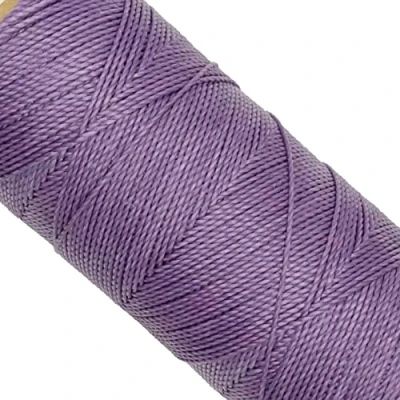 Abbildung von LINHASITA, Garnspule, gewachst, 100 g / 170 Meter, Dicke: 1 mm, Polyester, Makramee Garn, 30 Farben metros gr Lila