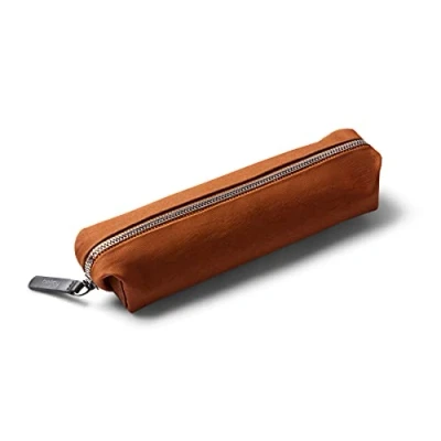 Abbildung von Bellroy Pencil Case, Schreibzubehör (Stifte, Kabel, Schreibwaren und persönliche Gegenstände) Bronze
