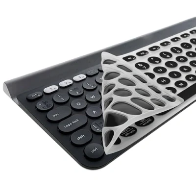 Abbildung von kwmobile Silikon Tastaturschutz für Logitech K780 QWERTY US Keyboard Cover Abdeckung Schwarz