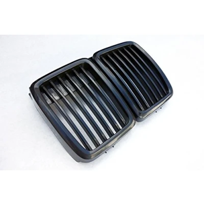 Abbildung von Kühler Sport Front Rippen Grill Schwarz Matt Eintragungsfrei Set