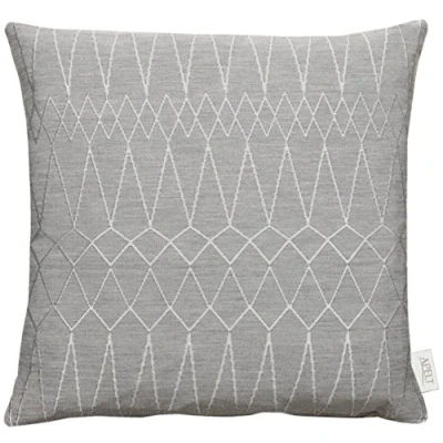 Abbildung von APELT Teatro 46x46 88 Kissenhülle, Polyester, grau / silber, 46 x cm