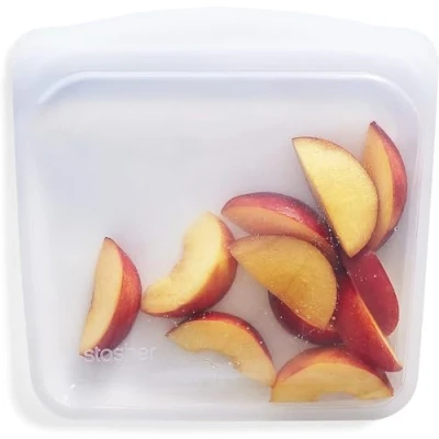Abbildung von Stasher Wiederverwendbare Silikonbeutel zur Aufbewahrung von Lebensmitteln, Sandwich Bag, Klar, Hitze , Spülmaschinen &amp; Gefrierfest, Umweltfreundlich, Tragbare Lunch Tasche, Leckagefrei, 795 ml