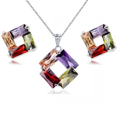 Abbildung von Crystalline Azuria Bunt Zirkonia Kristalle Rhombus Schmuck Set Halskette Anhänger 45 cm Ohrringe 18 kt Weiß Vergoldet für Damen