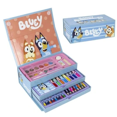 Abbildung von CERDÁ LIFE&#039;S LITTLE MOMENTS Bluey Inspired Schreibwaren Set Farbe Blau 26 X 10 13 Cm Inklusive Etui mit allem, was Sie zum Malen brauchen Original Produkt in Spanien entworfen