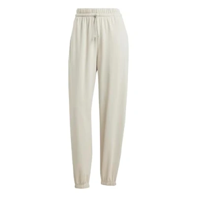 Abbildung von adidas Performance Essentials Small LOGO Cuffed Jogginghose, Damen, Größe: XS, Alumina white