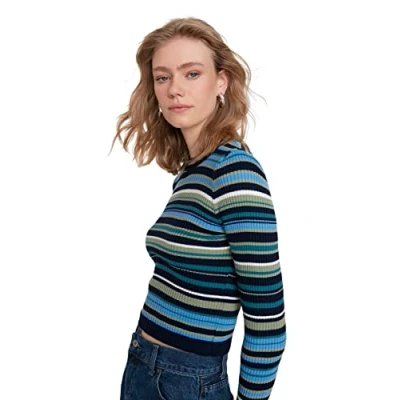 Abbildung von Trendyol Damen Twoaw22kz1114 Sweatshirt, Marineblau, Small