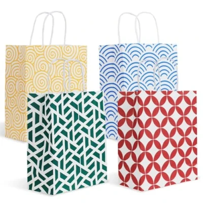 Abbildung von Parmedu Papiertüten Set in 4 Farben: 24 Geschenktüten mit Griffen Optimaler Größe 26 * 21,5 10CM, Verdickte Mitnahme Tüten für Weihnachten, Feste, Geburtstage, Partys, Hochzeiten usw.