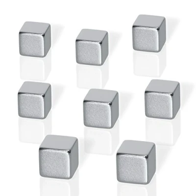 Abbildung von Be!Board B3101 Neodym Magnete, Würfelmagnete im XL Format, gut zu greifen, extrem stark, 8er Set, silber, für Glasmagnettafeln, Whiteboards, Kühlschränke