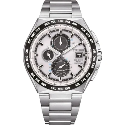 Abbildung von CITIZEN Titan Herrenuhr Eco Drive Solar Funk Chronograph mit Gliederband AT8238 84A