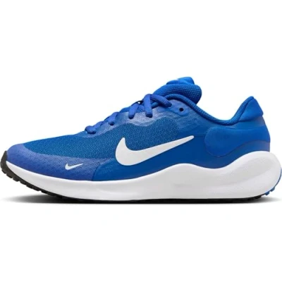 Abbildung von Nike Revolution 7 Schuh für ältere Kinder, Game Royal/White Black, FB7689 402, 34 EU (2.5Y US)