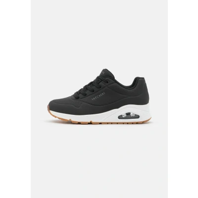 Abbildung von Skechers Wide Fit UNO Sneaker low black, Damen, Größe: 39, Black Schuhe