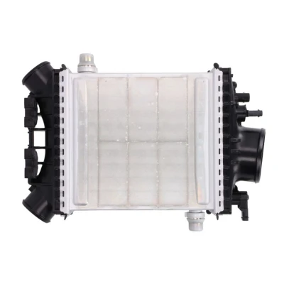 Abbildung von MAHLE ORIGINAL CI 547 000P Ladeluftkühler mit Sensor MERCEDES BENZ: C Class T modell, E modell