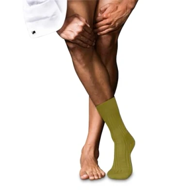 Abbildung von FALKE Herren No. 13 M SO feinste Piuma Baumwolle einfarbig 1 Paar Socken, Grün (Vegetal 7471), 41 42