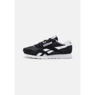 Abbildung von Reebok Classic CL Sneaker low, Größe: 44.5, Core black/footwear white Leder und textil