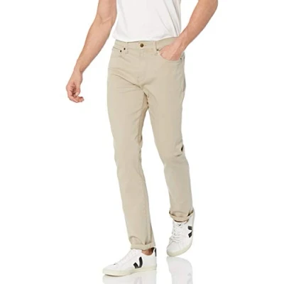 Abbildung von Amazon Essentials Herren Slim Fit Jeans, Helles Khakibraun, 34W / 32L
