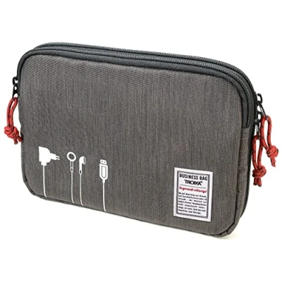 Abbildung von Troika Business Tech Pouch 2 Kabeltasche für Elektronikzubehör aus Polyester in der Farbe Grau, Maße: 23,5cm x 17cm 3,5cm, BBG64/GY