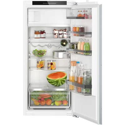 Abbildung von Bosch KIL42ADD1 Serie 6 Einbau Kühlschrank mit Gefrierfach, 122,5 x 56 cm Nische, 172 L Kühlen + 15L Gefrieren, VitaFresh XXL, Hochstabile Türeinsätze, Eco Airflow, LED Beleuchtung