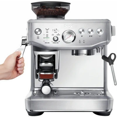 Abbildung von Sage The Barista Express Impress Kaffeevollautomat mit manuellem Milchaufschäumer Gebürsteter Edelstahl