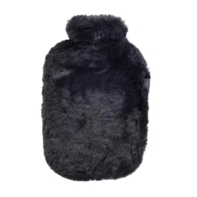 Abbildung von Fashy Wärmflasche mit super softem Bezug aus hochwertigem Fellimitat, schwarz, 2,0L