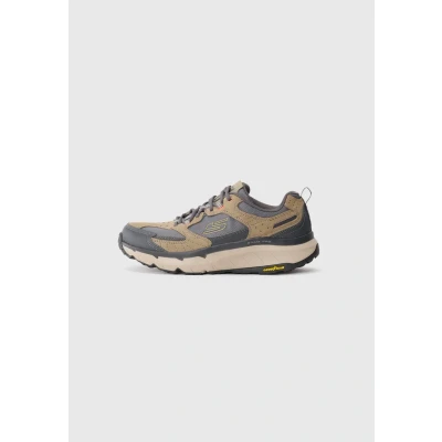 Abbildung von Skechers D LUX PRO Sneaker low, Herren, Größe: 47.5, Taupe Schuhe