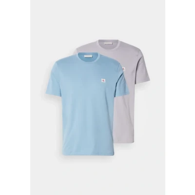 Abbildung von Calvin Klein Jeans T Shirt »SS BADGE TEE 2 PACK«, (Packung, 2er Pack), Mit Rundhalsausschnitt