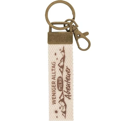 Abbildung von GRUSS &amp; CO Schlüsselanhänger Canvas Motiv Abenteuer Anhänger aus hellem mit Weniger Alltag, mehr Abenteuer, Karabiner 48412