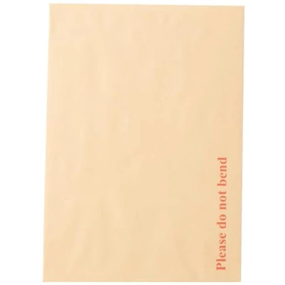 Abbildung von Blake Purely Packaging 13935 Versandtasche Mit Papprückwand Haftklebung Manila C4 324 x 229 mm 120g/m² 125 Stück