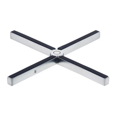 Abbildung von WMF MisterX Topfuntersetzer klappbar 19 x cm, Cromargan Edelstahl mattiert, Silikonauflage, Topf Untersetzer platzsparend