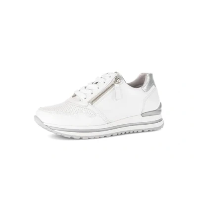 Abbildung von Gabor Damen Low Top Sneaker, Frauen Halbschuhe,Komfortable Mehrweite (H),Ugly Sneaker,Chunky Sneaker,Weiss/Silber(perf),37 EU / 4 UK