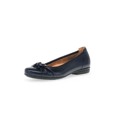 Abbildung von Gabor Damen Klassische Ballerinas, Frauen Flats,Leichte Mehrweite (G),Abendschuhe,Slip ons,klassisch elegant,Ballerinen,schwarz,41 EU / 7.5 UK