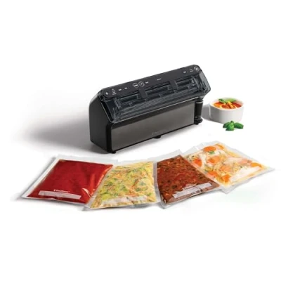 Abbildung von FoodSaver Elite All in One Liquid+ Vakuumiergerät Hält Lebensmittel bis zu 5x länger frisch* Vakuumiermodus für Flüssigkeiten Mit 1 Rolle (28 cm x 2,43 m) und 4 Vakuumbeuteln (0,94 L 3,78 L)