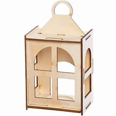 Abbildung von Baker Ross Laterne Bastelset aus Holz 3er Pack, Holzlaterne für Kinder zum Basteln und Bemalen (FC382)
