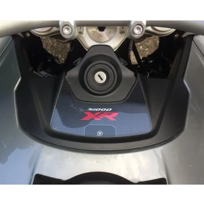 Abbildung von labelbike 3D Harz Aufkleber Dekoration und Schutz des Motorrad Zündschlüsselbereichs kompatibel mit BMW S1000XR