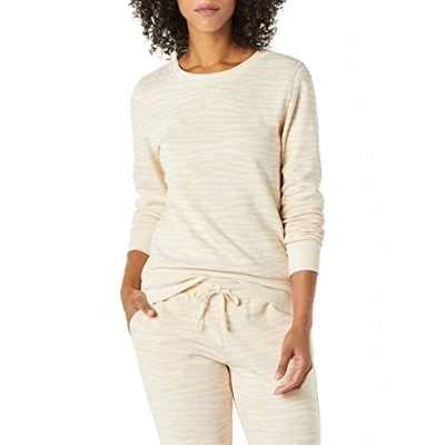 Abbildung von Amazon Essentials Damen Sweatshirt aus French Terry Fleece mit Rundhalsausschnitt (Erhältlich in Übergröße), Beige Zebrastreifenmuster, S