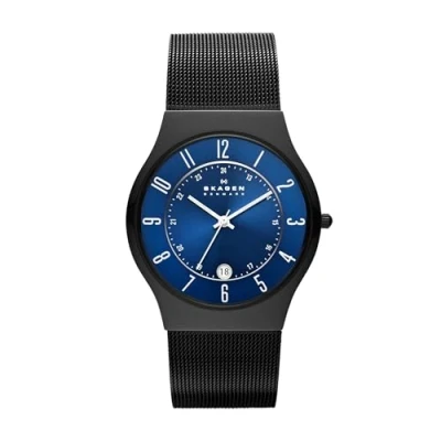 Abbildung von Skagen Herrenuhr Sundby Titanium, DreizeigerDatumswerk, 42mm Midnight Titanium Gehäuse mit EdelstahlMeshArmband, T233XLTMN