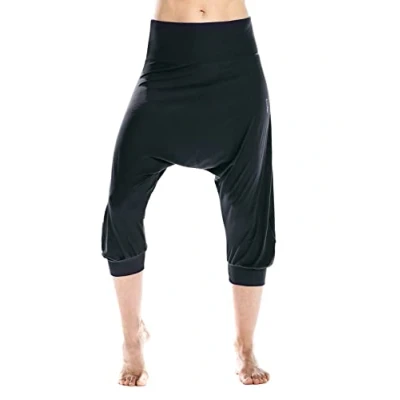 Abbildung von Winshape Functional Light AND SOFT kurze Sporthose, Damen, Größe: Small, Black