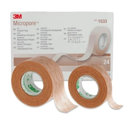 Abbildung von 3M Micropore Tape Vliespflaster Hautfarben mit Anwendungstipps by P Beauty medizinisches Klebeband Wimpernverlängerung, Hautpflaster Hypoallergen, Atmungsaktiv, Wasserfest (1,25cmx9,14m, 3 Rollen)