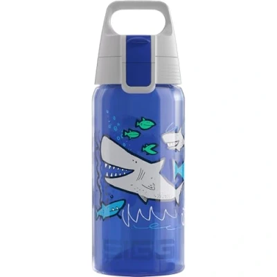 Abbildung von SIGG Trinkflasche Kinder Viva One Football Tag Für Kohlensäurehaltige Getränke Geeignet Auslaufsicher Spülmaschinenfest BPA frei Sport &amp; Schule Schwarz mit Fußball 0,5L