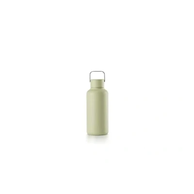 Abbildung von EQUA Timeless Trinkflasche, Edelstahl, 600ml, BPA frei, auslaufsicher, haltbar, multifunktional, Matcha
