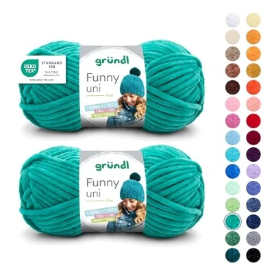 Abbildung von Gründl Wolle Funny uni, weiches Chneillegarn zum Stricken und Häkeln aus 100% Polyester, 2 Knäuel (100 g/ 120 m, Nadelstärke: 5 6), Smaragd