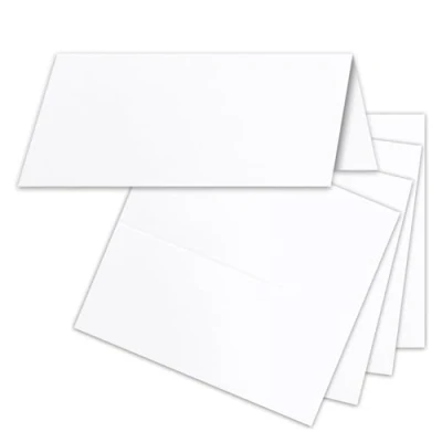 Abbildung von 50x Tischkarten in Hochweiß (Weiß) 4,5 x 10 cm blanko Doppel Karten als Platzkarten und Namenskarten für Hochzeit Feste