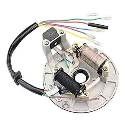 Abbildung von GOOFIT Lichtmaschine Stator Ankerplatte Magneto 2 Spulen Ersatz für 50 125cc Kickstarter ATV Dirtbike &amp; Go Kart