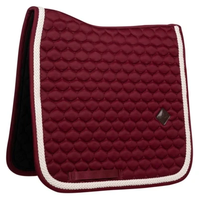 Abbildung von Kentucky Horsewear Schabracke Plaited Dressur Bordeaux